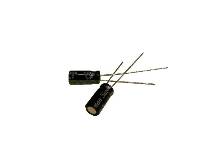 kondenzátor 1uF/100V 105°C
