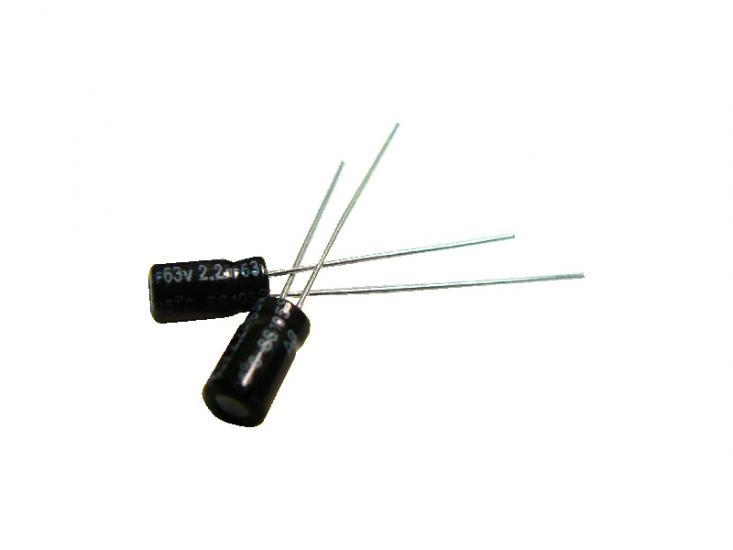 kondenzátor 2,2uF/63V 105°C (mini)