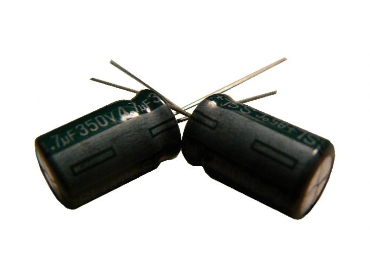 kondenzátor 47uF/350V 85°C