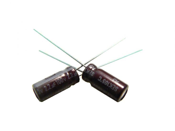 kondenzátor 2,2uF/100V 105°C