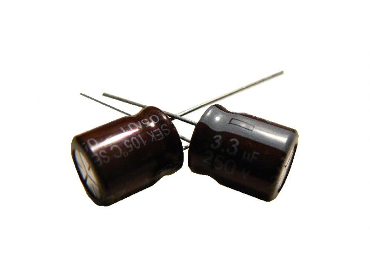 kondenzátor 3,3uF/250V 105°C