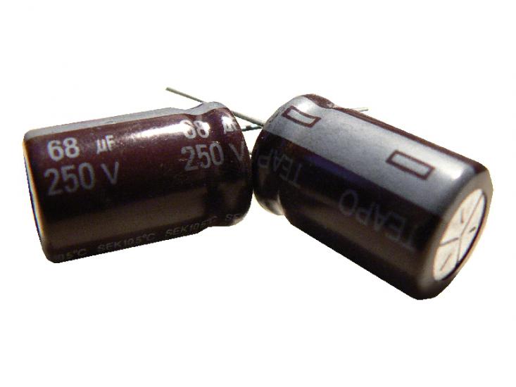 kondenzátor 68uF/250V 105°C