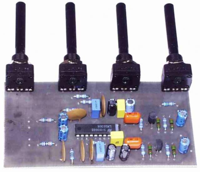 Korekční zesilovač stereo s LM1036 - stavebnice